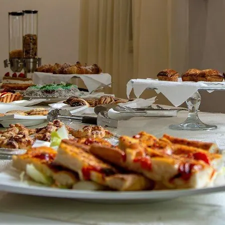 Porto Cesareo Hotel 호텔