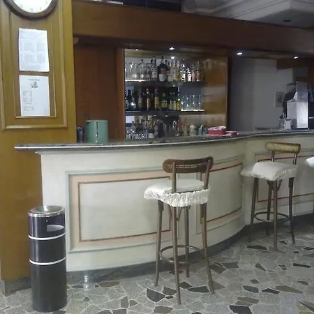 优柔贵达酒店 酒店 切萨雷奥港